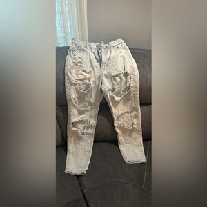 American Eagle Size 0 short - ripped lightwash Jean